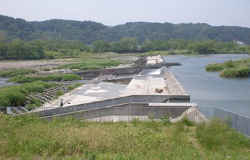 昭和用水堰（河口より47.9km）～多摩川の堰【多摩川散歩】